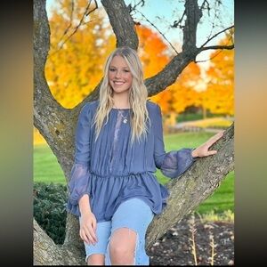 Free People Neck To Waist Keyhole Back Peasant Style Boho Blouse.Blue Grey Color